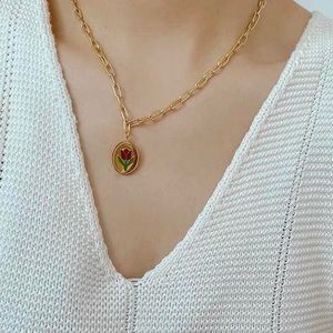 Tulip Necklace with Paperclip Chain